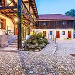 Zelnava By Interhome شقة