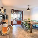 شقة Zelnava By Interhome Horní Planá