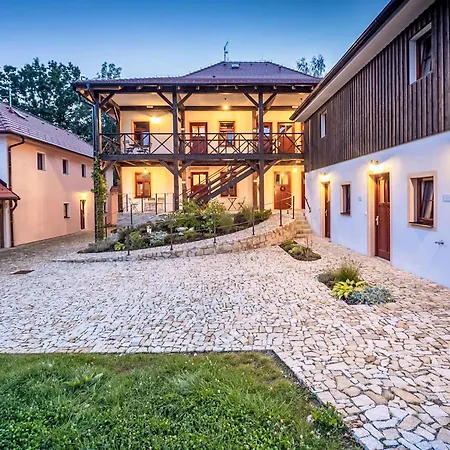 Zelnava By Interhome Horní Planá